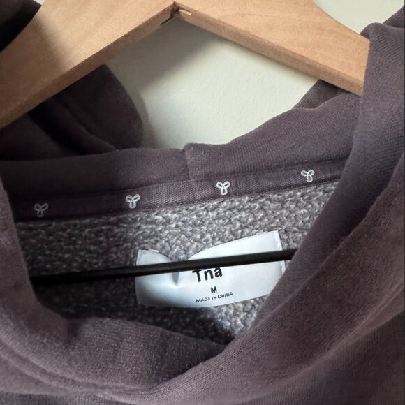 TNA Cozy Sweatfleece Perfect Crop Hoodie - Picture 3 of 4